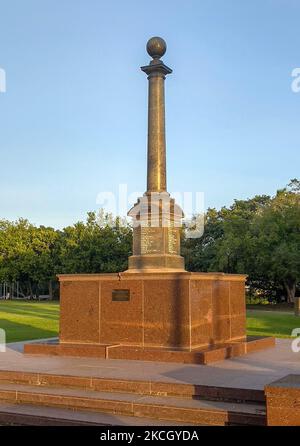 Darwin, Australia – 17 ottobre 2022: Il Cenotaph di Darwin commemora quelli del territorio del Nord che hanno servito nei vari conflitti in cui Foto Stock