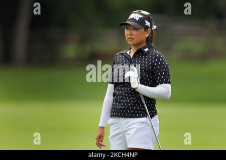 Mina Harigae di Monterey, California, segue il suo tiro dal fairway 12th durante il terzo round del torneo di golf Marathon LPGA Classic all'Highland Meadows Golf Club di Sylvania, Ohio, USA Sabato 10 luglio 2021. (Foto di Amy Lemus/NurPhoto) Foto Stock