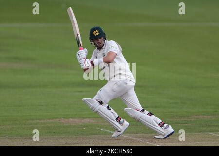 CHESTER LE STREET, REGNO UNITO. LUGLIO 11th Joe Clarke di Nottinghamshire batting durante la partita LV= County Championship tra Durham County Cricket Club e Nottinghamshire a Emirates Riverside, Chester le Street domenica 11th luglio 2021. (Credit: Marco Fletcher | MI News) (Photo by MI News/NurPhoto) Foto Stock