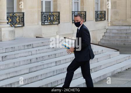 Il Ministro francese dell'azione pubblica e dei conti Olivier Dussopt arriva per ofÂ FrenchÂ CouncilÂ incontro dei Ministri al Palazzo Elysee di Parigi, il 19 luglio 2021 (Foto di Daniel Pier/NurPhoto) Foto Stock