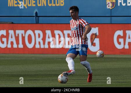 Valery Fernandez di Girona controlla la palla durante la partita amichevole pre-stagione tra FC Barcelona e Girona FC a Estadi Johan Cruyff il 24 luglio 2021 a Barcellona, Spagna. (Foto di Jose Breton/Pics Action/NurPhoto) Foto Stock