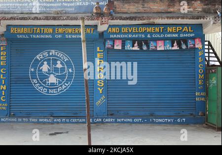 Centro di riabilitazione, potenziamento e sviluppo a Kathmandu, Nepal, il 10 dicembre 2011. Il centro offre formazione, educazione, promuove l'alfabetizzazione e offre anche una clinica gratuita per il trattamento della lebbra. (Foto di Creative Touch Imaging Ltd./NurPhoto) Foto Stock