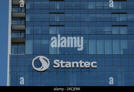 Logo di Stantec Inc., un'azienda internazionale di servizi professionali nel settore della progettazione e della consulenza. Lunedì 9 agosto 2021, a Edmonton, Alberta, Canada. (Foto di Artur Widak/NurPhoto) Foto Stock