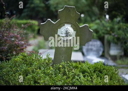 Vista del cimitero romano-cattolico di Buitenveldert ad Amsterdam, nei Paesi Bassi, il 14 agosto 2021. (Foto di Oscar Gonzalez/NurPhoto) Foto Stock