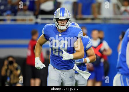 Detroit Lions Tight End Brock Wright (89) corre lungo la linea di scaramatura prima di una partita durante la seconda metà di una partita di calcio preseason NFL tra i Detroit Lions e i Buffalo Bills a Detroit, Michigan USA, venerdì 13 agosto 2021. (Foto di Amy Lemus/NurPhoto) Foto Stock