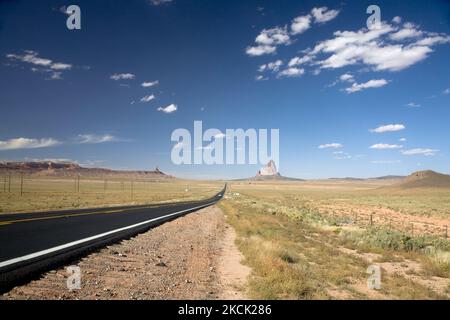 vista panoramica de carretera a kayenta Foto Stock