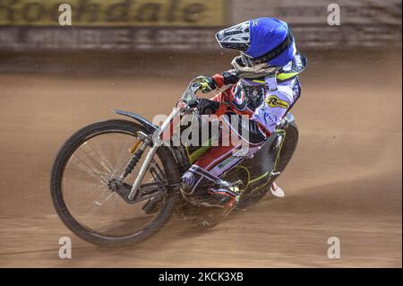 Tom Brennan in azione durante la partita SGB Premiership tra Belle Vue Aces e King's Lynn Stars al National Speedway Stadium di Manchester, Regno Unito, il 23rd agosto 2021. (Foto di Ian Charle/MI News/NurPhoto) Foto Stock