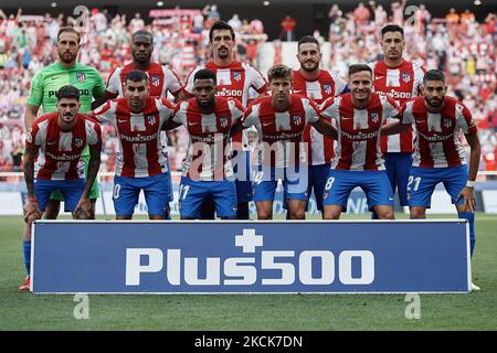 Linea Ateltico (L-R) Jan Oblak, Geoffrey Kondogbia, Stefan Savic, Koke Resurreccion, Jose Maria Gimenez, Rodrigo de Paul, Angel Correa, Thomas Lemar, Marcos Llorente, Saul Niguez, Yannick Carrasco durante la partita la Liga Santander tra il Club Atletico de Madrid e l'Elche CF all'Estadio Wanda Metropolitano il 22 agosto 2021 a Madrid, Spagna. (Foto di Jose Breton/Pics Action/NurPhoto) Foto Stock