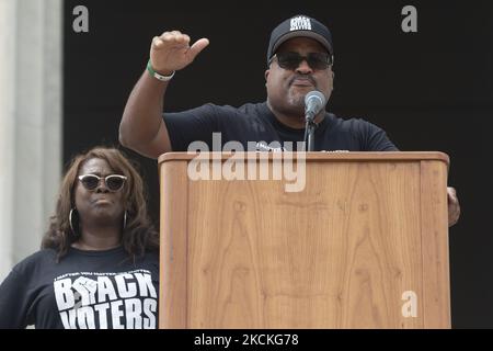 Cliff Albright, co-fondatore di Black votanti Matter, parla al pubblico. (Foto di Zach Brien/NurPhoto) Foto Stock