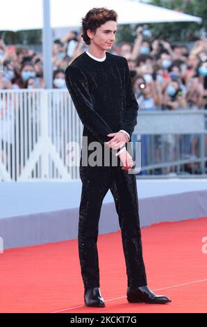 Timothée Chalamet partecipa al tappeto rosso del film 'Dune' durante il 78th° Festival Internazionale del Cinema di Venezia, il 03 settembre 2021 a Venezia. (Foto di Matteo Chinellato/NurPhoto) Foto Stock