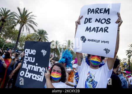 La comunità LGTBI celebra la giornata di Pride BCN 2021 a Barcellona, dopo essere stata rinviata a causa della pandemia di Coronavirus / Covid-19, a Barcellona, in Spagna, il 5 settembre 2021. (Foto di Albert Llop/NurPhoto) Foto Stock