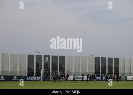 Juventus festeggia dopo la Serie delle Donne Una partita tra Juventus Women vs Women Hellas Verona al Juventus Training Center di Vinovo, 12 settembre 2021 (Foto di Alberto Gandolfo/NurPhoto) Foto Stock