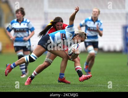 Amy Layzell di DMP Durham Sharks e Georgia Evans di Saracens Women durante la partita FEMMINILE ALLIANZ PREMIER 15S tra DMP Durham Sharks e Saracens alla Northern Echo Arena di Darlington sabato 11th settembre 2021. (Foto di Chris Booth/MI News/NurPhoto) Foto Stock