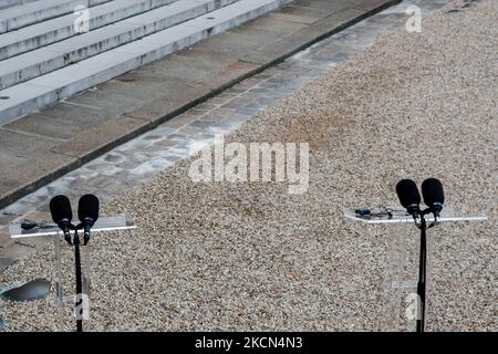 Il Palazzo dell'Eliseo prima dell'incontro tra il presidente francese Emmanuel Macron e la cancelliera tedesca Angela Merkel, a Parigi, il 16 settembre 2021. (Foto di Andrea Savorani Neri/NurPhoto) Foto Stock