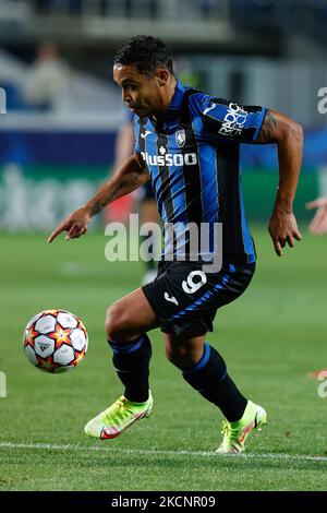 Luis Muriel (Atalanta Bergamasca Calcio) in azione durante la partita di calcio UEFA Champions League Atalanta BC vs Young Boys il 29 settembre 2021 allo stadio Gewiss di Bergamo (Foto di Francesco Scaccianoce/LiveMedia/NurPhoto) Foto Stock