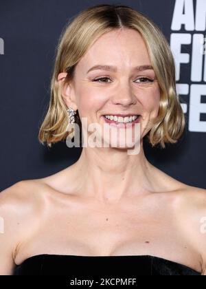 HOLLYWOOD, LOS ANGELES, CALIFORNIA, USA - 04 NOVEMBRE: L'attrice inglese Carey Mulligan arriva al 2022 AFI Fest - Special Screening of Universal Pictures' 'She Said' tenuto al TCL Chinese Theatre IMAX il 4 novembre 2022 a Hollywood, Los Angeles, California, USA. (Foto di Xavier Collin/Image Press Agency) Foto Stock