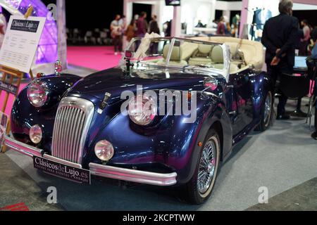 1001 BODAS (MATRIMONI), un evento nel settore dei matrimoni, abiti da sposa, accessori, inviti di nozze, fotografi e torte, Tra gli altri servizi all'IFEMA di Madrid, 17 ottobre 2021 Spagna (Foto di Oscar Gonzalez/NurPhoto) Foto Stock