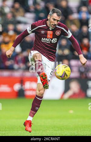 John Souttar of Hearts durante la partita della Premier League scozzese tra Hearts e Dundee al Tynecastle Park il 23 ottobre 2021 a Edimburgo, Scozia. (Foto di Ewan Bootman/NurPhoto) Foto Stock