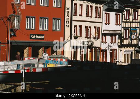 Vista generale della ricostruzione a Bad Münstereifel, Germania il 24 ottobre 2021. 100 giorni dalla peggiore inondazione che attanora l'europa occidentale (Photo by Ying Tang/NurPhoto) Foto Stock