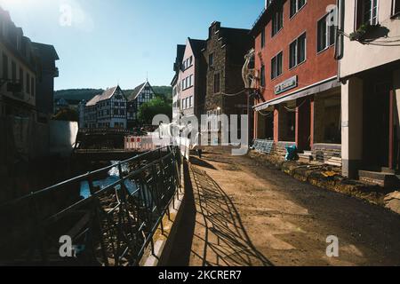 Vista generale della ricostruzione a Bad Münstereifel, Germania il 24 ottobre 2021. 100 giorni dalla peggiore inondazione che attanora l'europa occidentale (Photo by Ying Tang/NurPhoto) Foto Stock