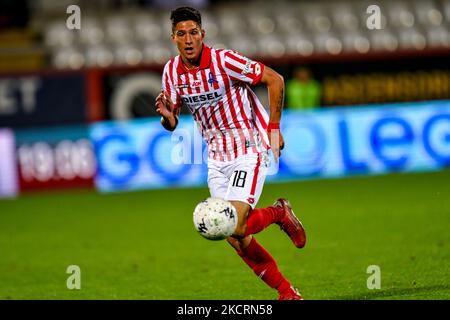 Davide Bettella (AC Monza) in azione durante il Campionato Italiano di Calcio League BKT LR Vicenza vs AC Monza il 27 ottobre 2021 allo Stadio Romeo menti di Vicenza (Photo by Alessio Marini/LiveMedia/NurPhoto) Foto Stock