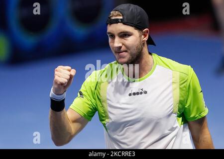 Jan-Lennard Struff di Germania festeggia durante la partita di tennis maschile del quarto finale dell'ATP 250 St. Petersburg Open 2021 International Tennis Tournament contro Denis Shapovalov del Canada alla Sibur Arena il 29 ottobre 2021 a San Pietroburgo, Russia. (Foto di Mike Kireev/NurPhoto) Foto Stock