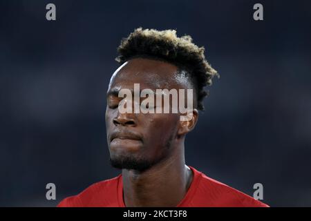 Tammy Abraham di AS Roma sembra sconsolato durante la Serie Un incontro tra AS Roma e AC Milan Calcio allo Stadio Olimpico di Roma, Italia, il 31 ottobre 2021. (Foto di Giuseppe Maffia/NurPhoto) Foto Stock