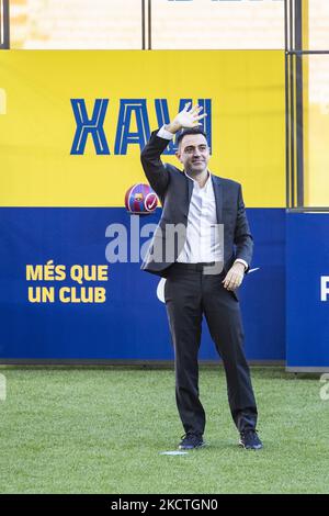 Xavi Hernandez ha presentato come nuovo allenatore del FC Barcelona allo stadio Camp Nou il 8th novembre 2021 a Barcellona. (Foto di Xavier Bonilla/NurPhoto) Foto Stock