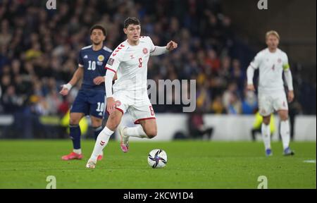 Andreas Christensen di Danimarca durante la Scozia contro la Danimarca, la qualificazione alla Coppa del mondo ad Hampden Park, Glasgow, Scozia il 15 novembre 2021. (Foto di Ulrik Pedersen/NurPhoto) Foto Stock