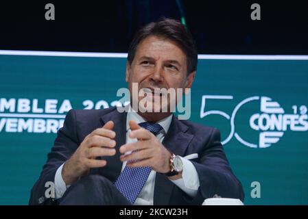 Giuseppe Conte durante la notizia la 2021 Assemblea dei Confestenti, in occasione del 50th° anniversario della sua nascita, il 16 novembre 2021, al Salone delle Fontane, EUR a Roma (Foto di Gloria Imbrogno/LiveMedia/NurPhoto) Foto Stock