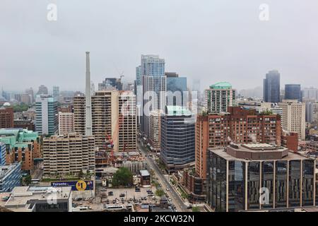 Grandi grattacieli nel centro di Toronto, Ontario, Canada il 28 maggio 2011 (Foto di Creative Touch Imaging Ltd./NurPhoto) Foto Stock