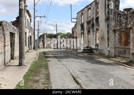 I resti del villaggio di Oradour-sur-Glane, dove 643 uomini donne e bambini sono stati assassinati dai nazisti il 10th giugno 1944, Haute-Vienne, Francia Foto Stock