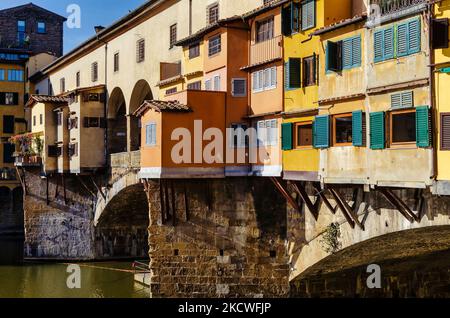 Il Ponte Vecchio sull'Arno Foto Stock