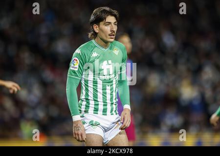 19 Hector Bellerin di Real Betis Balompie durante la partita la Liga Santander tra FC Barcelona e Real Betis Balompie allo stadio Camp Nou il 04 dicembre 2021 a Barcellona, Spagna. (Foto di Xavier Bonilla/NurPhoto) Foto Stock