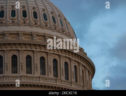 Il Dome of US Capitol Building è visibile il SundayDecember 5, 2021 Washington, D.C. Stati Uniti. (Foto di Aurora Samperio/NurPhoto) Foto Stock