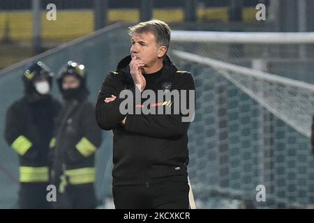 Allenatore di Lecce Marco Baroni durante la partita di calcio italiano Serie B AC Pisa vs US Lecce il 11 dicembre 2021 all'Arena Garibaldi di Pisa (Foto di Gabriele Masotti/LiveMedia/NurPhoto) Foto Stock