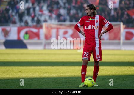 Andrea Colpani (#28 Monza) durante la partita di calcio italiana Serie B AC Monza vs Frosinone Calcio il 11 dicembre 2021 allo Stadio Brianteo di Monza (MB) (Foto di Luca Rossini/LiveMedia/NurPhoto) Foto Stock