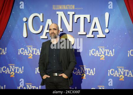 Luis Tosar partecipa alla fotocall della presentazione del film ''CANTA 2'', 15 dicembre 2021, a Madrid, Spagna. (Foto di Oscar Gonzalez/NurPhoto) Foto Stock