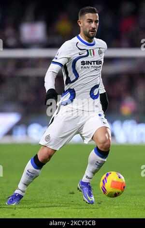 Roberto Gagliardini del FC Internazionale durante la Serie A match tra US Salernitana 1919 e FC Internazionale allo Stadio Arechi, Salerno, Italia il 17 dicembre 2021. (Foto di Giuseppe Maffia/NurPhoto) Foto Stock