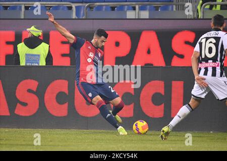 Charalambos Lykogiannis di Cagliari Calcio durante la serie di calcio italiana Una partita Cagliari Calcio vs Udinese Calcio il 18 dicembre 2021 presso l'Unipol Domus di Cagliari (Photo by Luigi Canu/LiveMedia/NurPhoto) Foto Stock