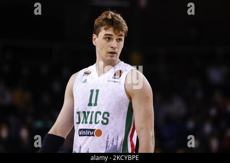 11 Mario Hezonja dell'UNICS Kazan durante il torneo di pallacanestro della Turkish Airlines Eurolega, che si è concluso il 22 dicembre 2021 a Barcellona, in Spagna, tra il FC Barcelona e l'UNICS Kazan, al Palau Blaugrana. (Foto di Xavier Bonilla/NurPhoto) Foto Stock