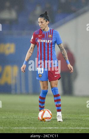 10 Jenni Hermoso del FC Barcelona controlla la palla durante la partita la Liga Iberdrola tra FC Barcelona e Madrid CFF allo stadio Johan Cruyff il 22 dicembre 2021 a Barcellona, Spagna. (Foto di Xavier Bonilla/NurPhoto) Foto Stock