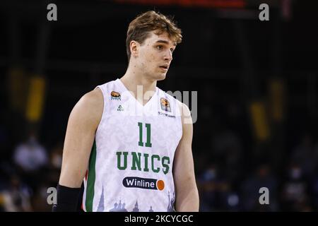 11 Mario Hezonja dell'UNICS Kazan durante il torneo di pallacanestro della Turkish Airlines Eurolega, che si è concluso il 22 dicembre 2021 a Barcellona, in Spagna, tra il FC Barcelona e l'UNICS Kazan, al Palau Blaugrana. (Foto di Xavier Bonilla/NurPhoto) Foto Stock