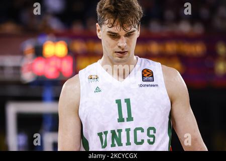 11 Mario Hezonja dell'UNICS Kazan durante il torneo di pallacanestro della Turkish Airlines Eurolega, che si è concluso il 22 dicembre 2021 a Barcellona, in Spagna, tra il FC Barcelona e l'UNICS Kazan, al Palau Blaugrana. (Foto di Xavier Bonilla/NurPhoto) Foto Stock