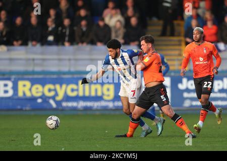 Tyler Burey di Hartlepool United in azione con Harrison McGahey di Oldham Athletic durante la partita della Sky Bet League 2 tra Hartlepool United e Oldham Athletic a Victoria Park, Hartlepool sabato 1st gennaio 2022. (Foto di Mark Fletcher /MI News/NurPhoto) Foto Stock