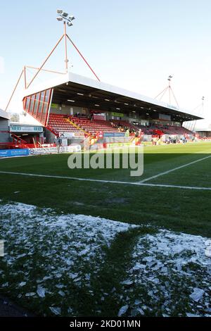 Una visione generale delle condizioni di ghiaccio durante Barclays fa Woman Super League tra Brighton e Hove Albion e Manchester United al People's Pension Stadium, crawly il 12th dicembre, 2021 (Photo by Action Foto Sport/NurPhoto) Foto Stock