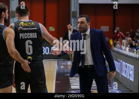 Paolo Galbiati (Vanoli Cremona) durante il Campionato Italiano di Basket Serie Vanoli Basket Cremona vs Allianz Pallacanestro Trieste il 12 gennaio 2022 al PalaRadi di Cremona (Photo by Matteo Casoni/LiveMedia/NurPhoto) Foto Stock