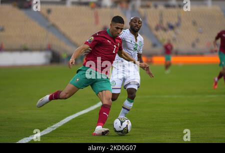 Achraf Hakimi del Marocco durante il Marocco contro le Comore, Coppa delle Nazioni africane, allo stadio Ahmadou Ahidjo il 14 gennaio 2022. (Foto di Ulrik Pedersen/NurPhoto) Foto Stock