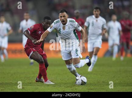 Youcef Belaili d'Algeria durante l'Algeria contro la Guinea Equatoriale, Coppa delle nazioni africane, allo Stadio di Japoma il 16 gennaio 2022. (Foto di Ulrik Pedersen/NurPhoto) Foto Stock