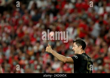 (FILE IMAGE) l'attaccante del Bayern Monaco e della Polonia Robert Lewandowski è stato nominato miglior giocatore dell'anno FIFA uomo 2021, durante una cerimonia tenutasi presso la sede della FIFA a Zurigo Svizzera, il 17 gennaio 2022. (Foto di Pedro FiÃºza/NurPhoto) Foto Stock